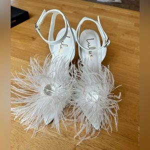 Lulu’s White Feather Heels